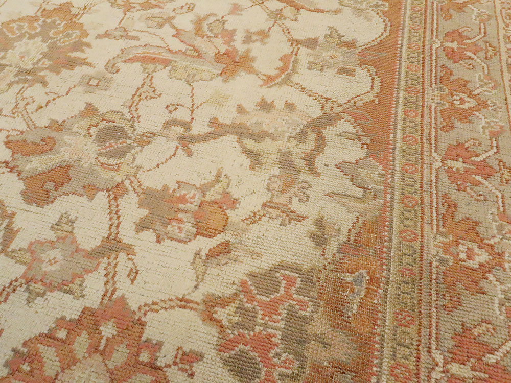 Vintage Turkish Oushak Accent Carpet, No.14283 - Galerie Shabab
