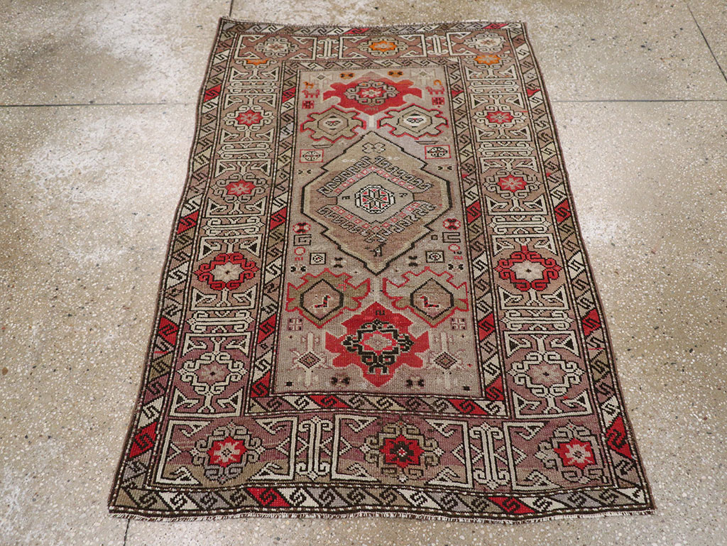 Antique  Caucasian Kazak Rug, No.14297 - Galerie Shabab