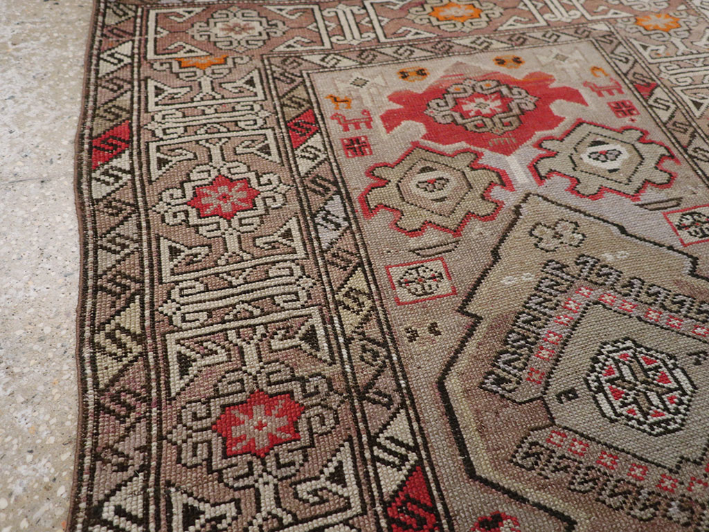 Antique  Caucasian Kazak Rug, No.14297 - Galerie Shabab
