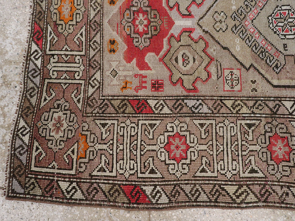 Antique  Caucasian Kazak Rug, No.14297 - Galerie Shabab