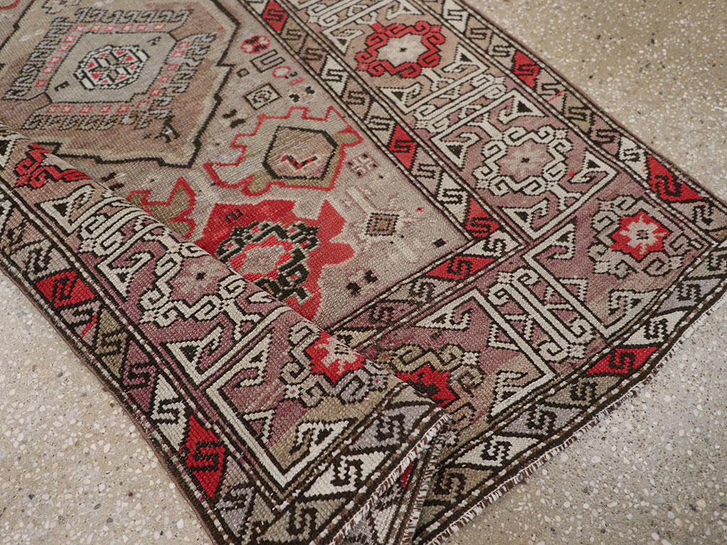 Antique  Caucasian Kazak Rug, No.14297 - Galerie Shabab