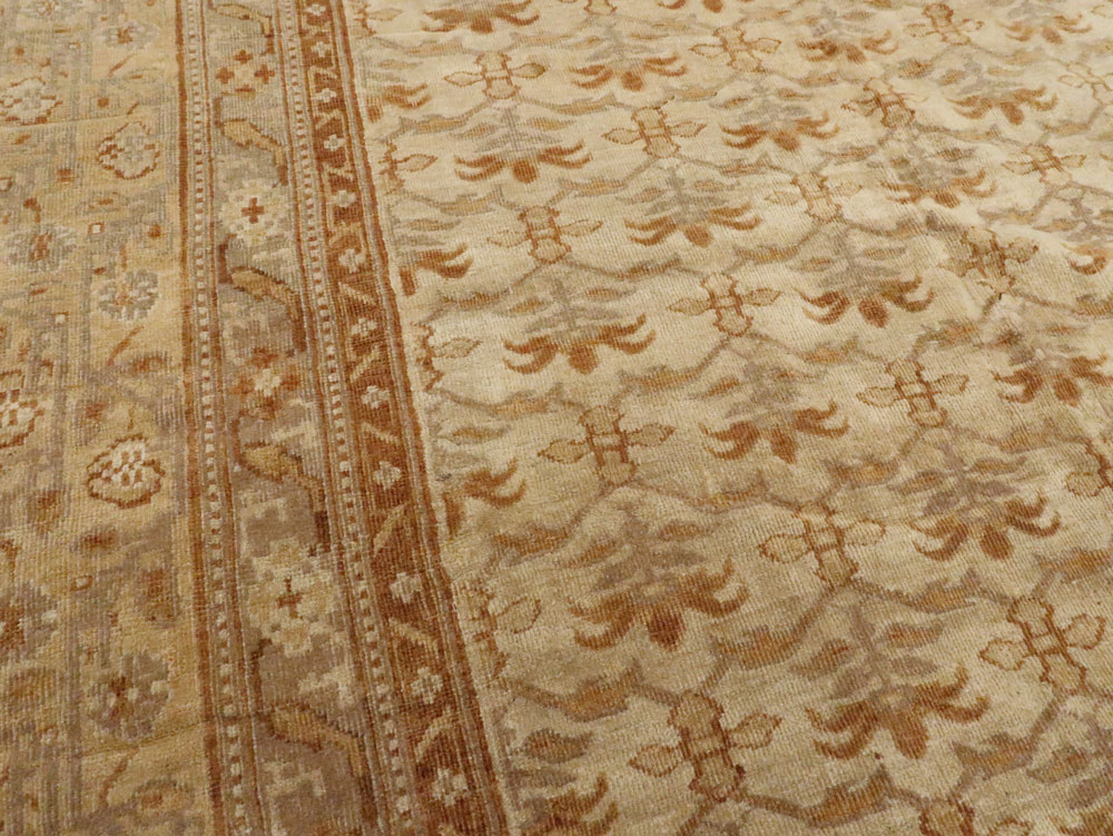 Antique Indian Agra Carpet, No.14300 - Galerie Shabab