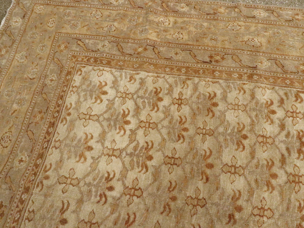 Antique Indian Agra Carpet, No.14300 - Galerie Shabab