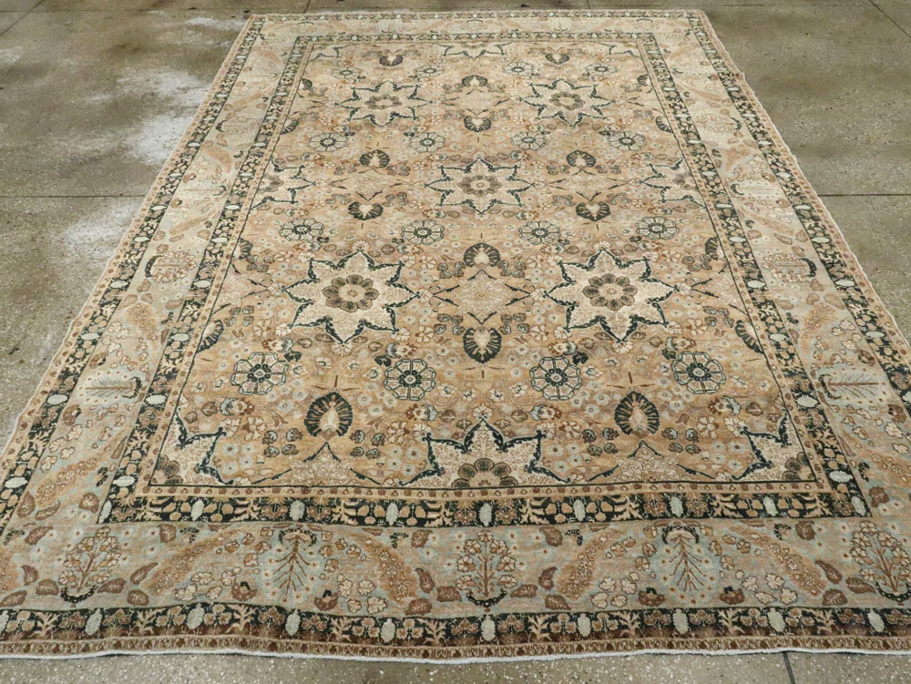 Antique Persian Tabriz Hagi Jalili Carpet, No.14305 - Galerie Shabab