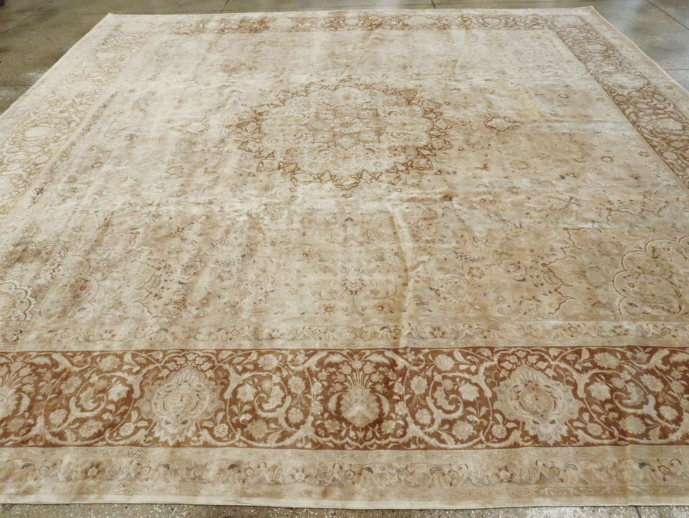 Vintage Persian Tabriz Square Carpet, No.14307 - Galerie Shabab