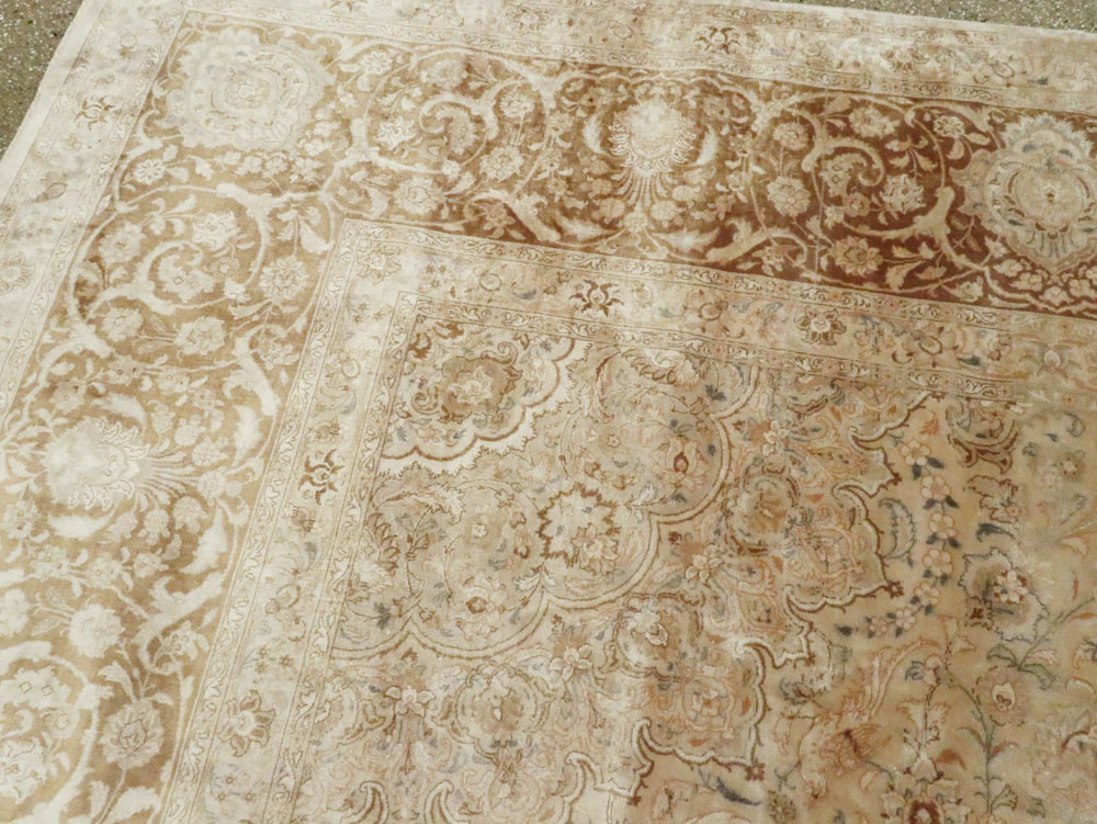 Vintage Persian Tabriz Square Carpet, No.14307 - Galerie Shabab