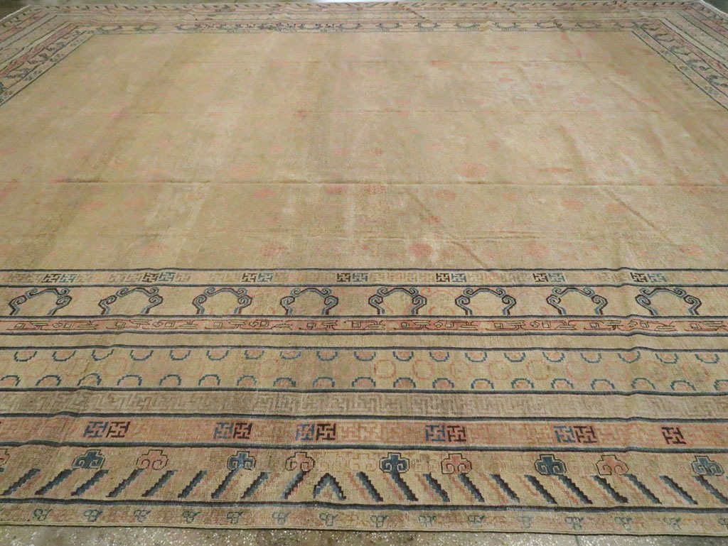Antique East Turkestan Khotan Oversize Carpet, No.14309 - Galerie Shabab