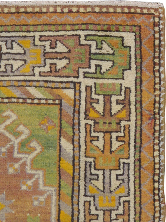 Antique Oushak Rug, No.14325 - Galerie Shabab