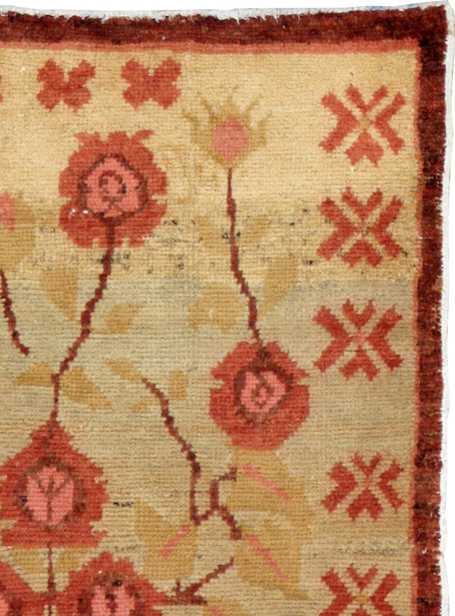 Vintage Turkish Anatolian Throw Rug, No.14326 - Galerie Shabab