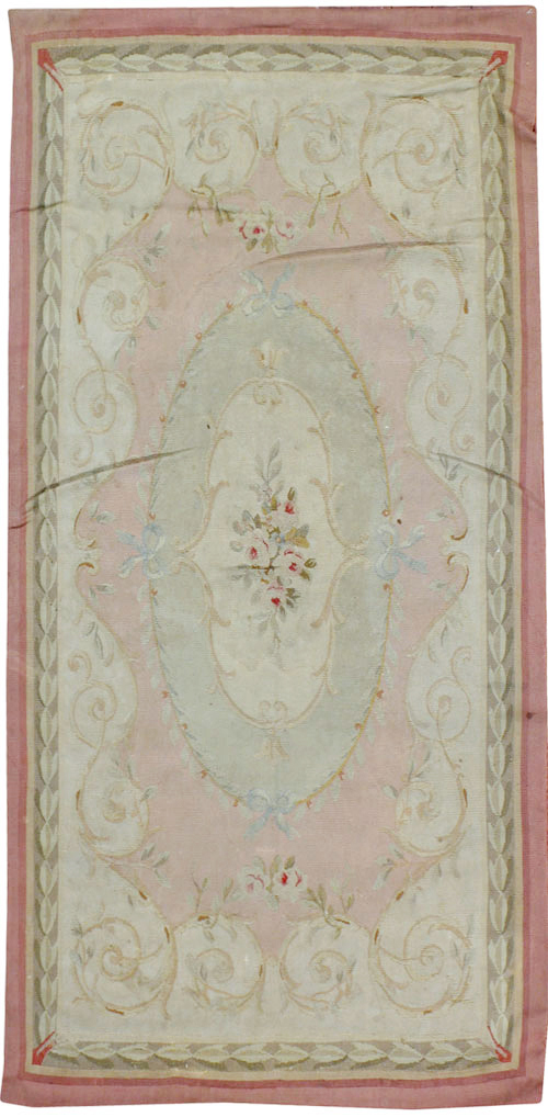 Antique French Aubusson Rug, No.14331 - Galerie Shabab