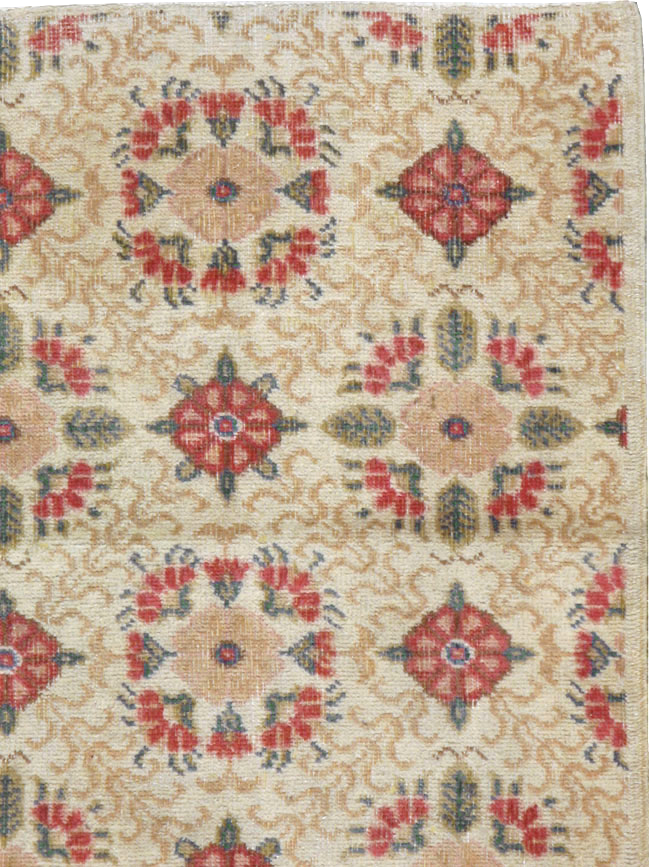 Vintage Anatolian Rug, No.14333 - Galerie Shabab