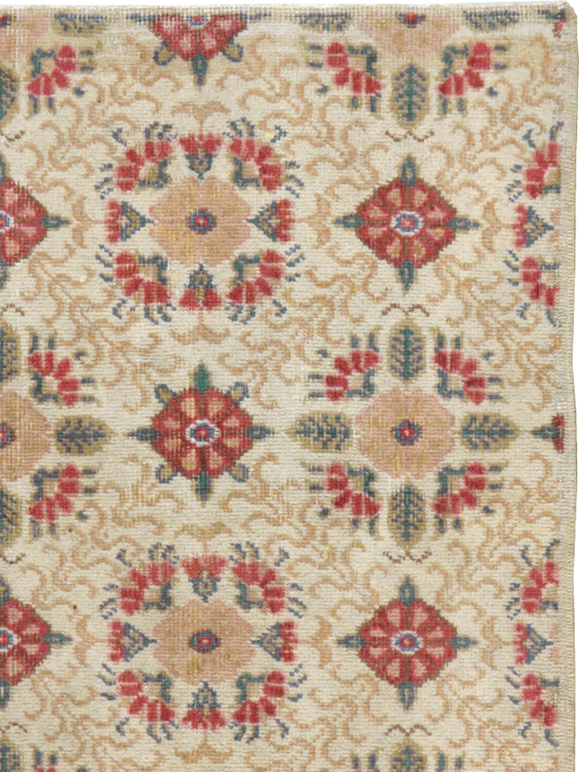 Vintage Anatolian Rug, No.14333 - Galerie Shabab