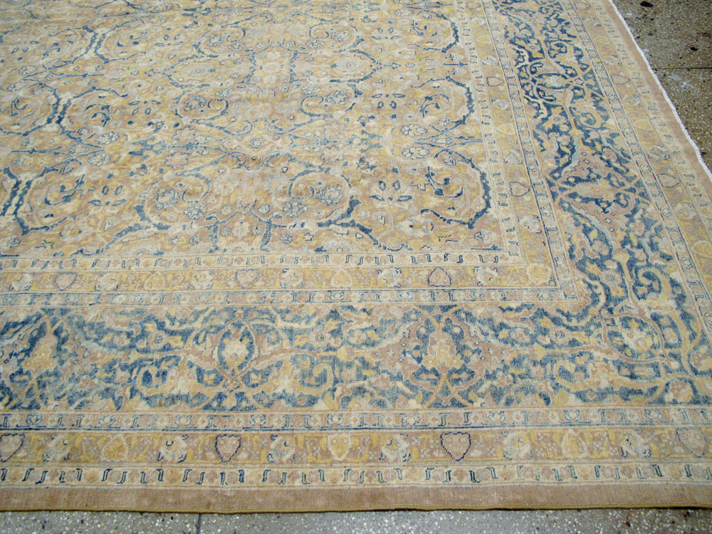 Antique Persian Tabriz Carpet, No.14385 - Galerie Shabab