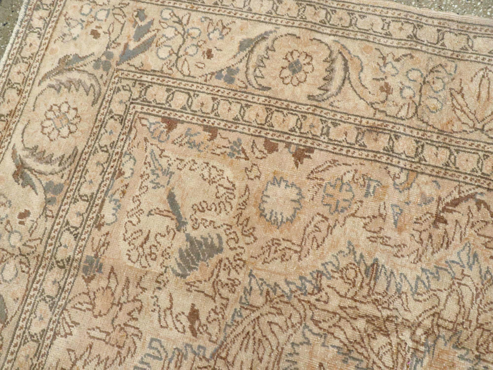 Vintage Turkish Sivas Carpet, No.14404 - Galerie Shabab
