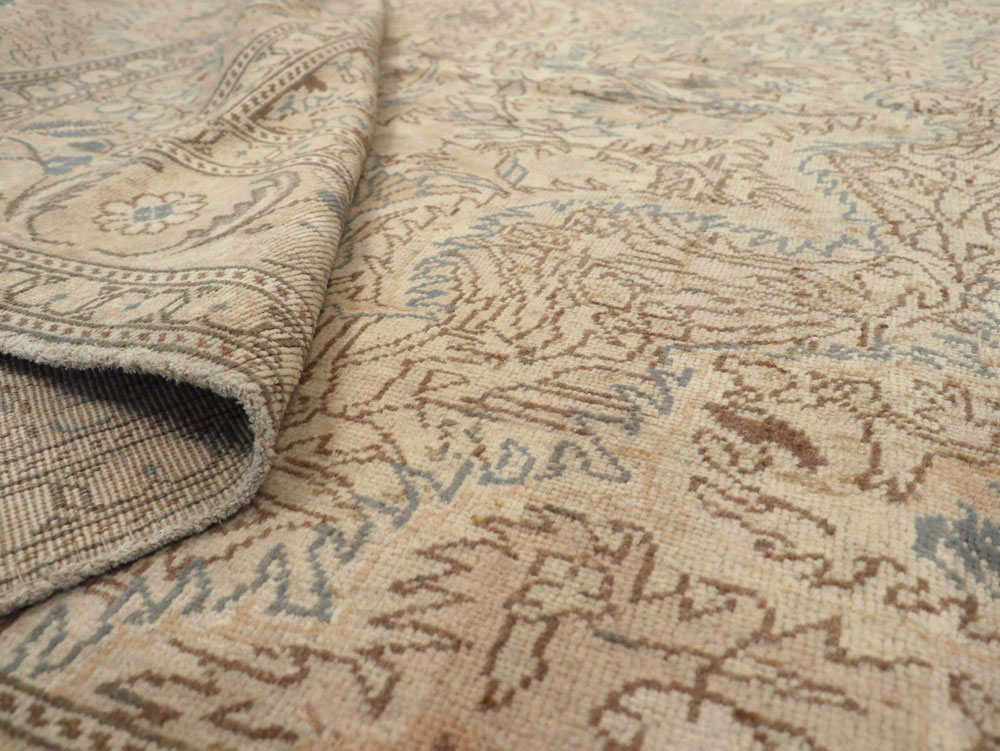 Vintage Turkish Sivas Carpet, No.14404 - Galerie Shabab