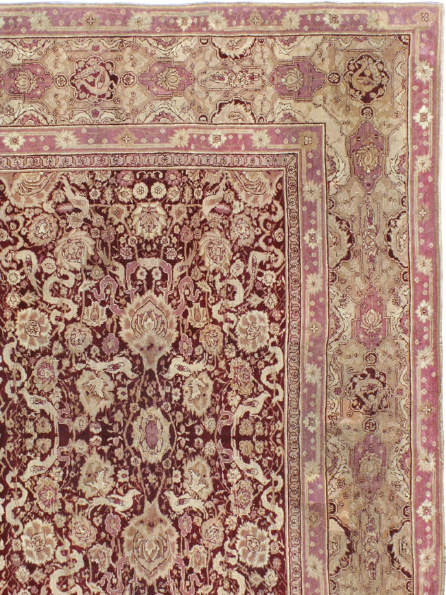 Antique Indian Agra Square Carpet, No.14425 - Galerie Shabab