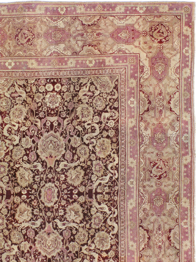 Antique Indian Agra Square Carpet, No.14425 - Galerie Shabab