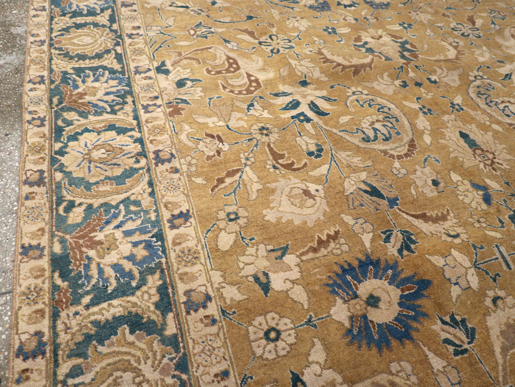 Antique Persian Tabriz Carpet, No.14431 - Galerie Shabab