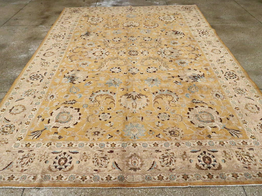 Antique Persian Tabriz Carpet, No.14435 - Galerie Shabab