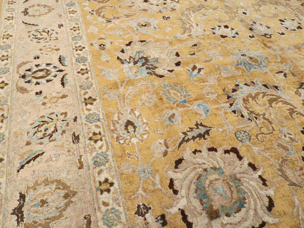 Antique Persian Tabriz Carpet, No.14435 - Galerie Shabab