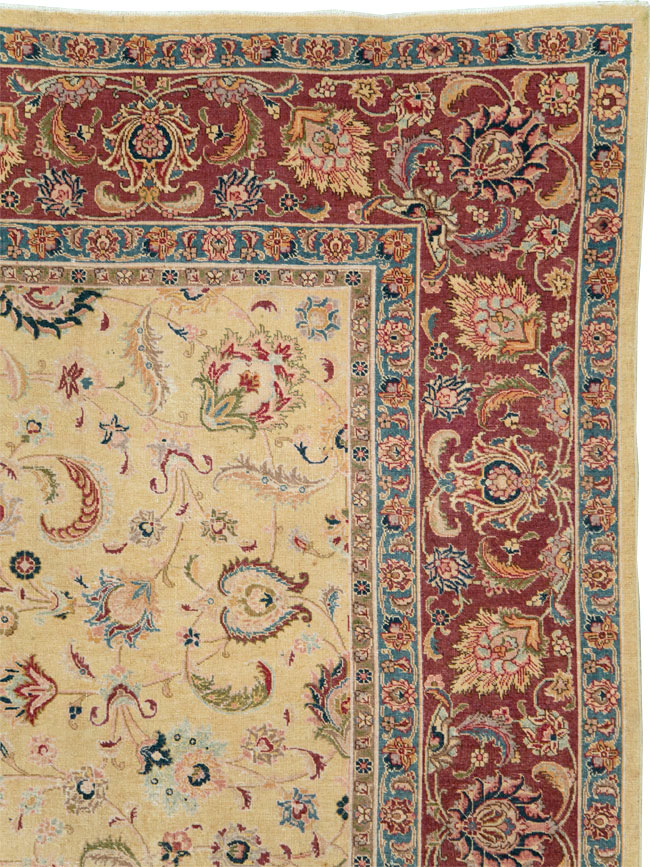 Vintage Persian Tabriz Room Size Carpet, No.14436 - Galerie Shabab