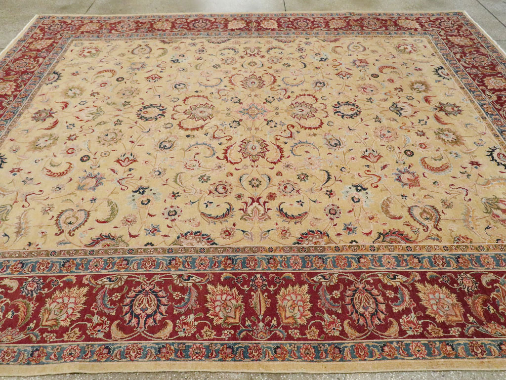 Vintage Persian Tabriz Room Size Carpet, No.14436 - Galerie Shabab