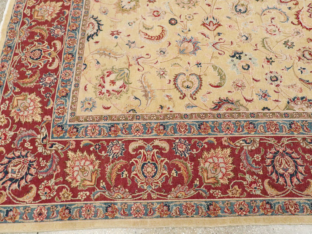 Vintage Persian Tabriz Room Size Carpet, No.14436 - Galerie Shabab