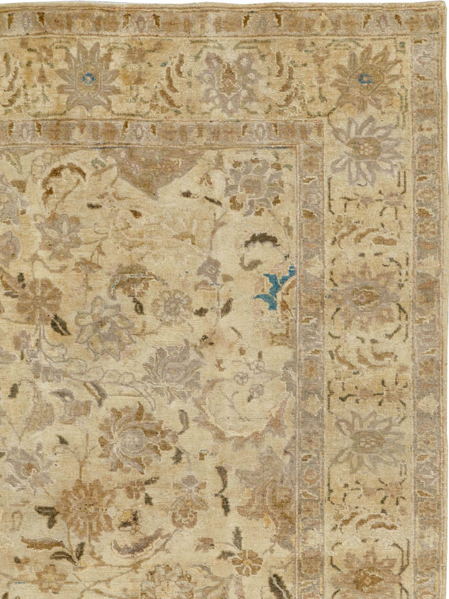 Antique Persian Tabriz Carpet, No.14456 - Galerie Shabab