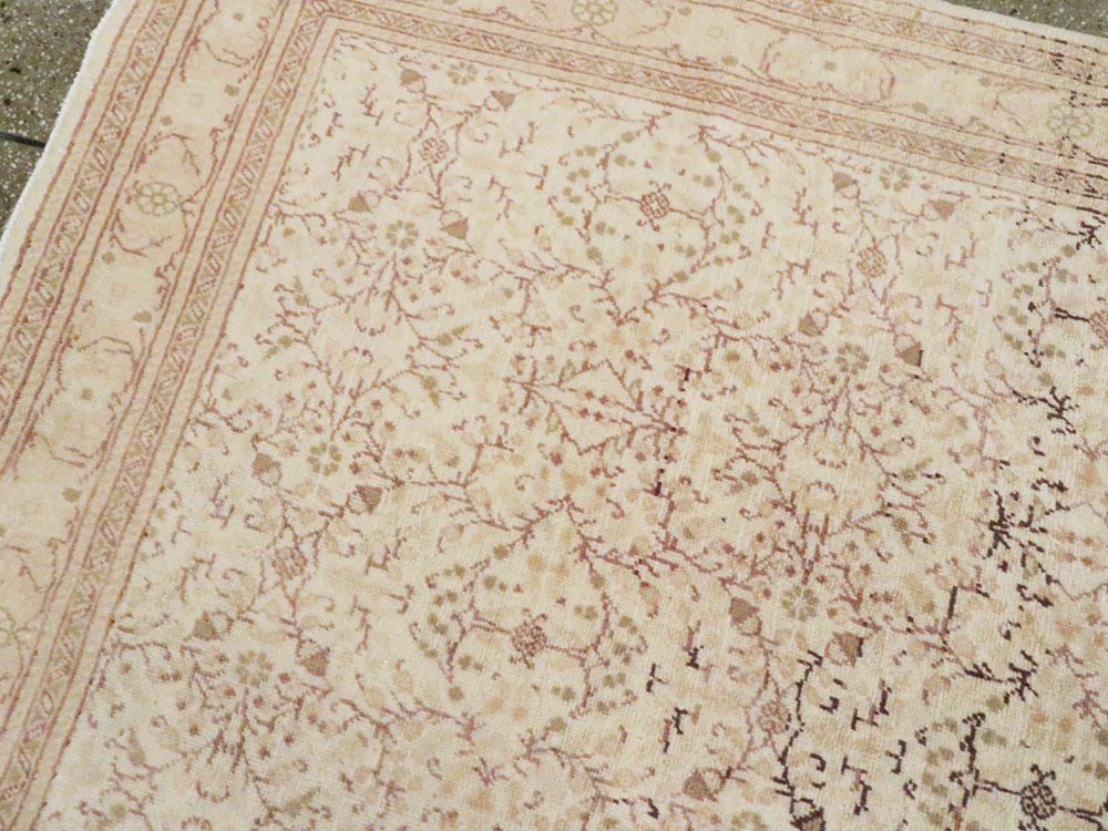 Vintage Turkish Sivas Carpet, No.14474 - Galerie Shabab