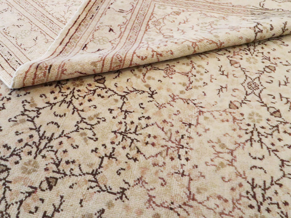 Vintage Turkish Sivas Carpet, No.14474 - Galerie Shabab