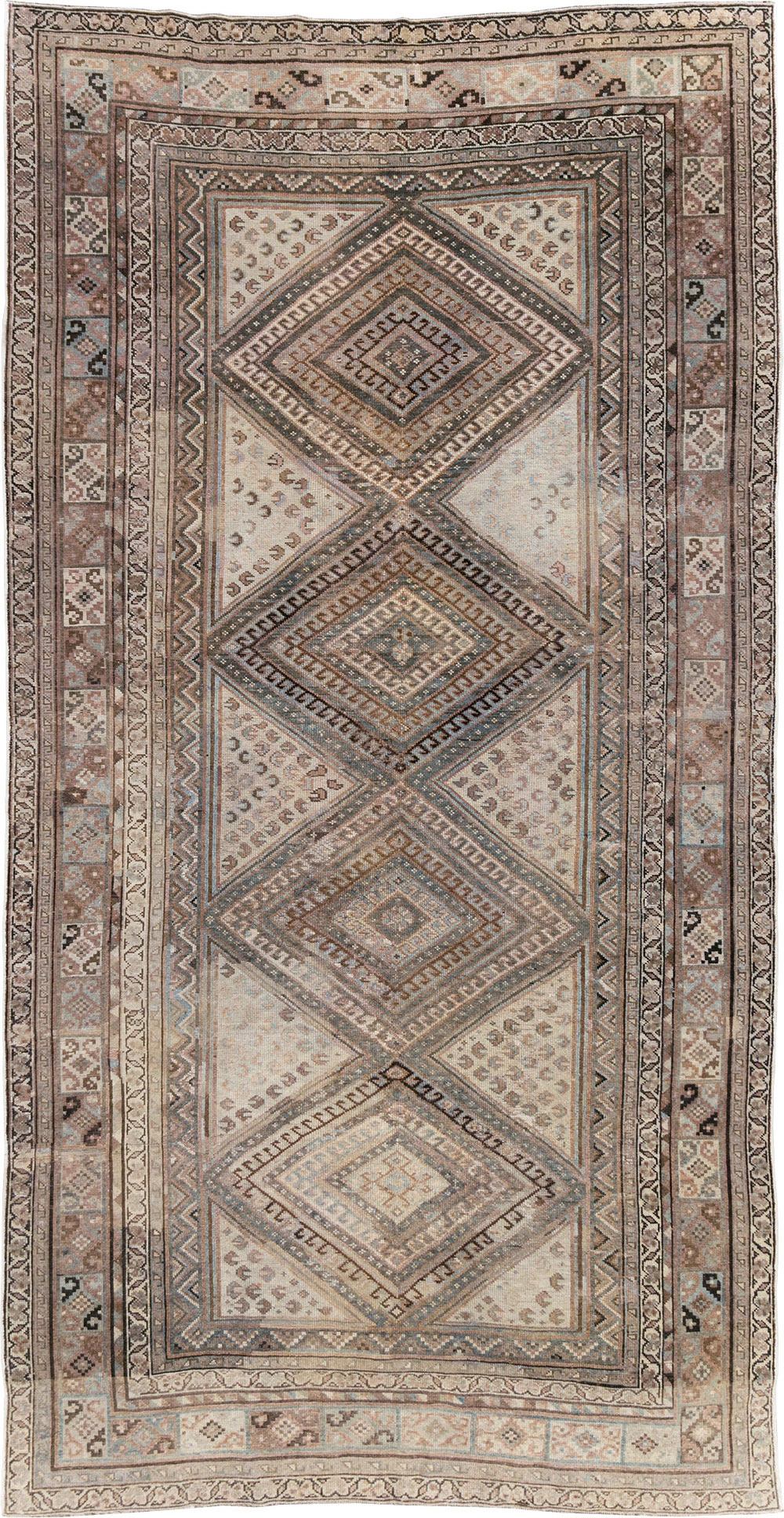 Antique Persian Shiraz Gallery Rug, No.14480 - Galerie Shabab