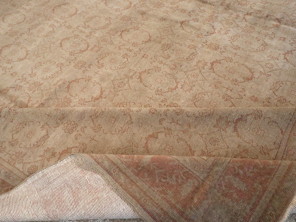 Antique Turkish Oushak Carpet, No.14506 - Galerie Shabab