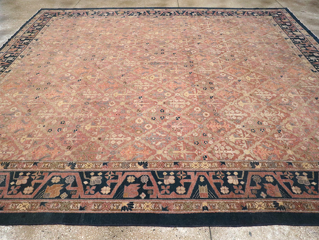 Antique Indian Lahore Room Size Carpet, No.14515 - Galerie Shabab