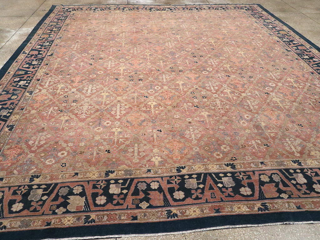 Antique Indian Lahore Room Size Carpet, No.14515 - Galerie Shabab