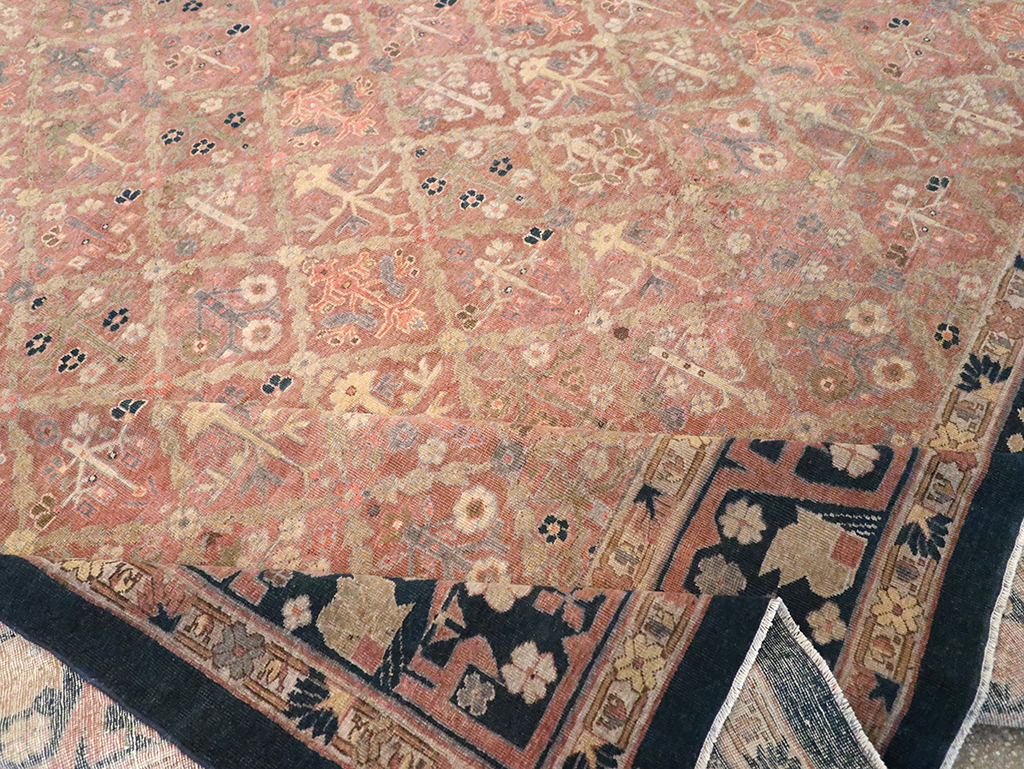Antique Indian Lahore Room Size Carpet, No.14515 - Galerie Shabab