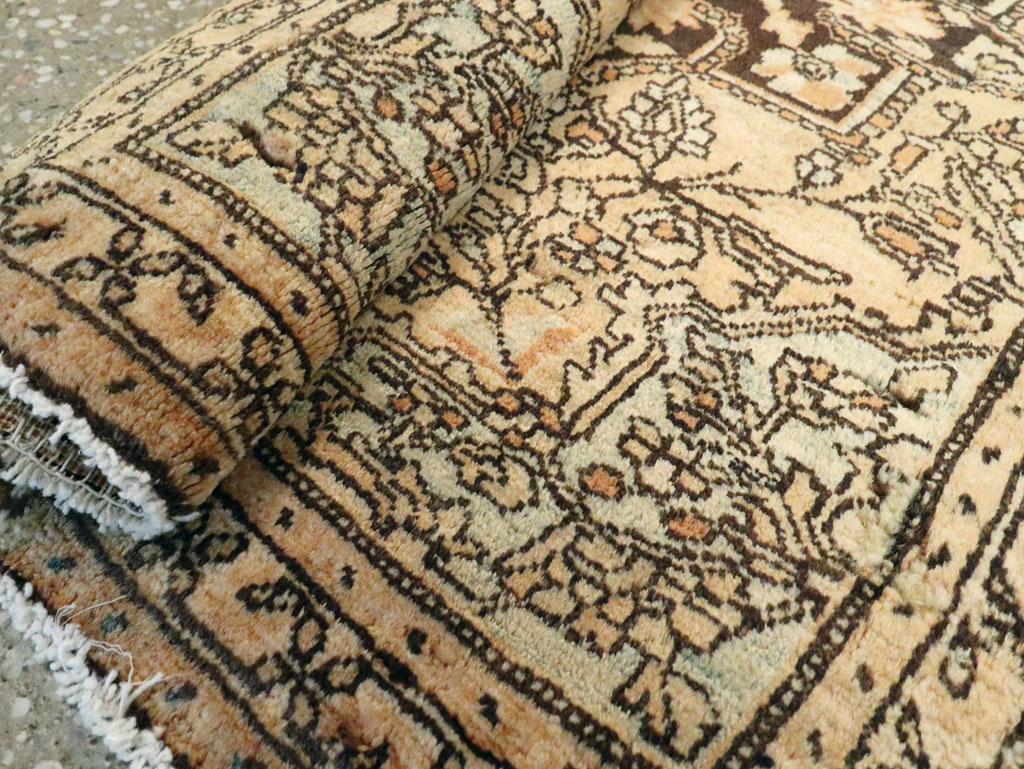 Antique Persian Sarouk Fereghan Rug (Pair: 2 of 2), No.14555 - Galerie Shabab