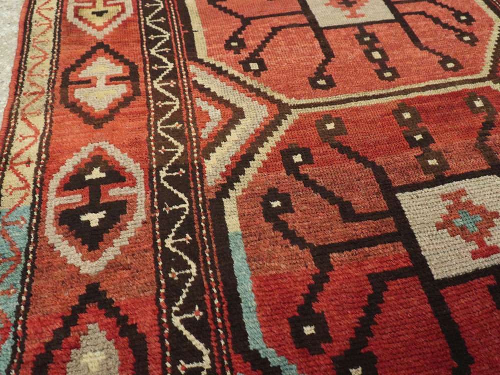 Antique Central Asian Beshir Runner, No.14582 - Galerie Shabab