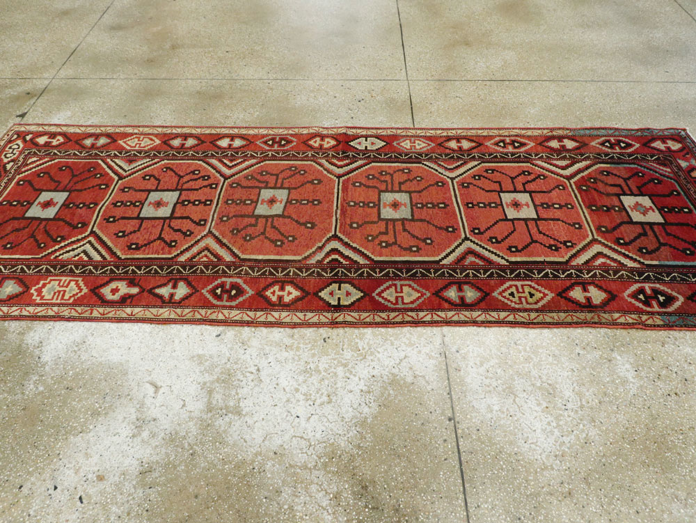 Antique Central Asian Beshir Runner, No.14582 - Galerie Shabab