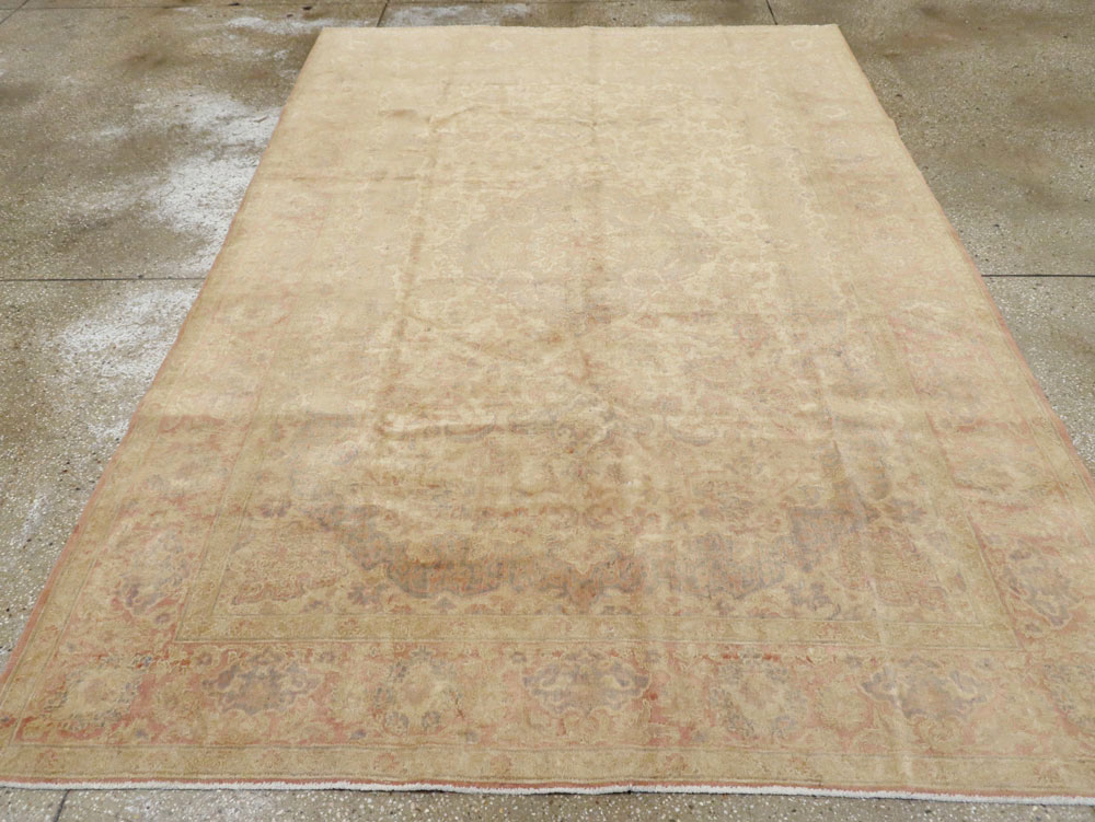 Vintage Turkish Sivas Carpet, No.14598 - Galerie Shabab