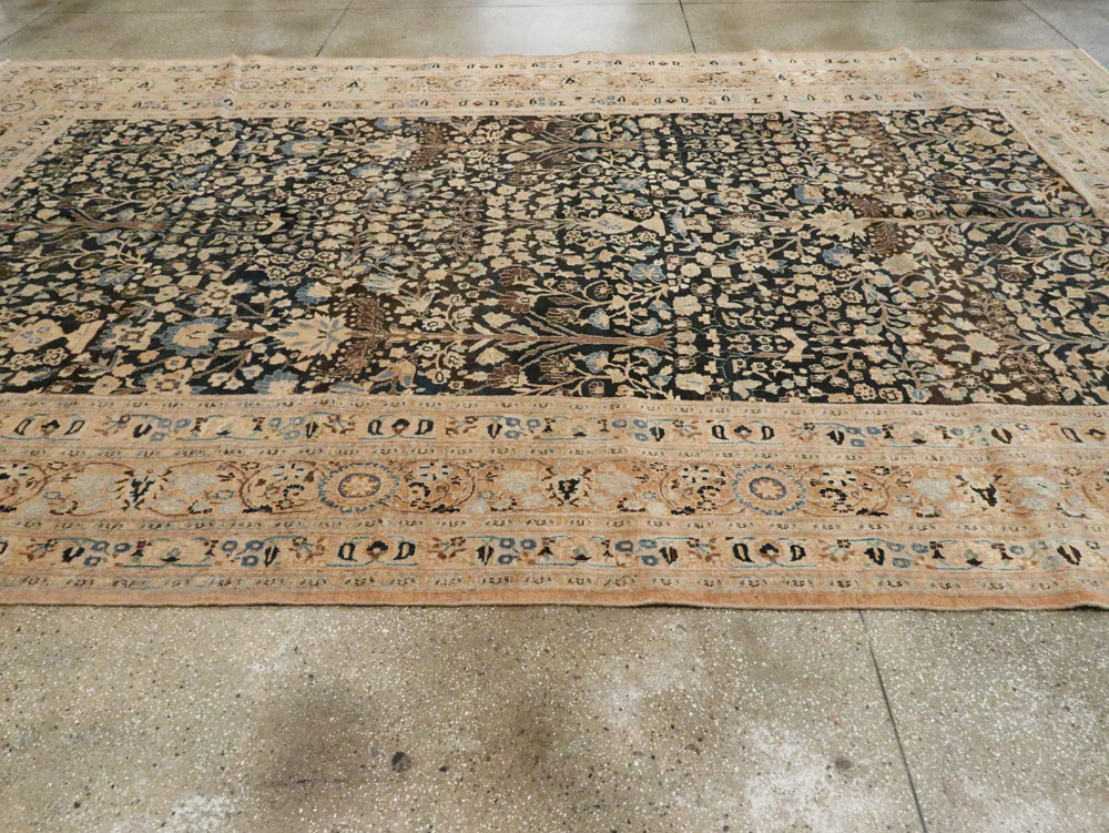 Antique Persian Mashad Carpet, No.14602 - Galerie Shabab