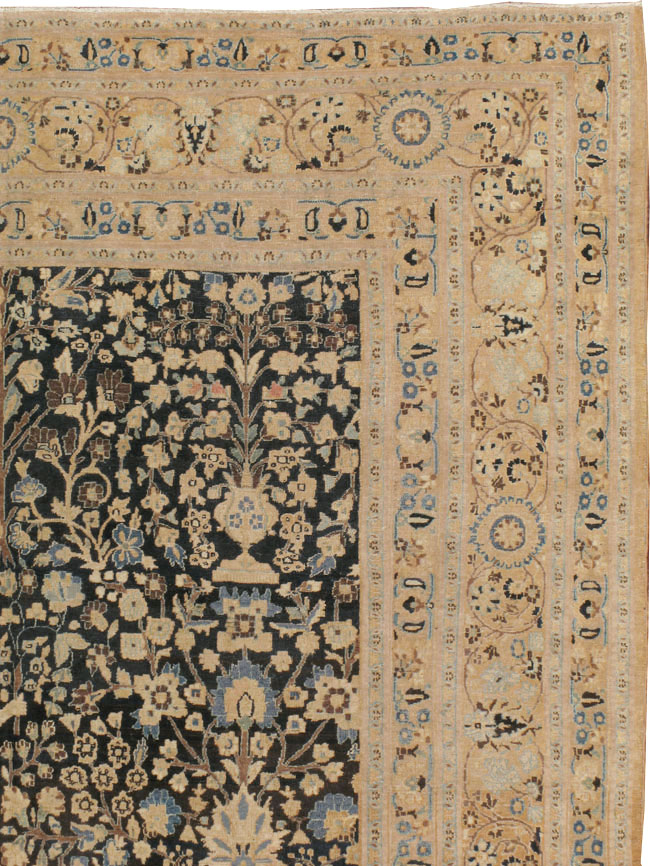 Antique Persian Mashad Carpet, No.14602 - Galerie Shabab