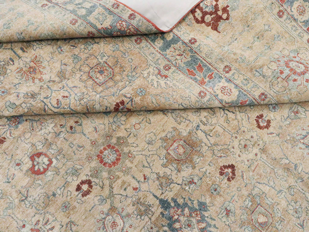 Antique Persian Tabriz Carpet, No.14615 - Galerie Shabab
