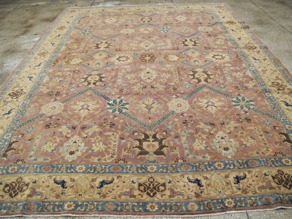 Antique Persian Tabriz Carpet, No.26777 - Galerie Shabab