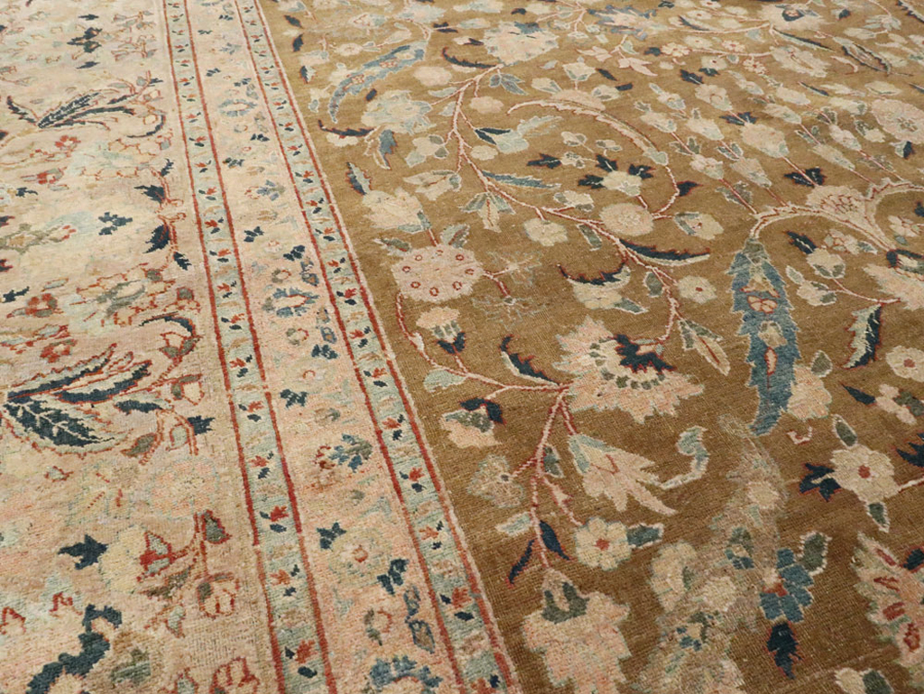 Antique Persian Tabriz Carpet, No.14630 - Galerie Shabab