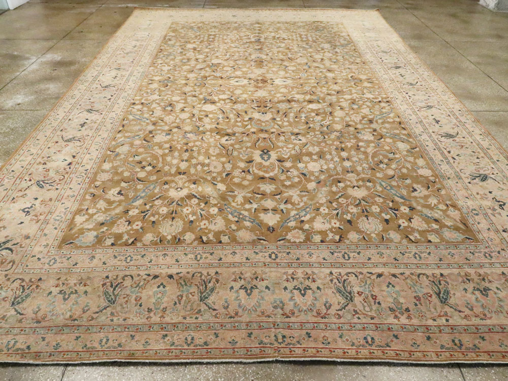 Antique Persian Tabriz Carpet, No.14630 - Galerie Shabab