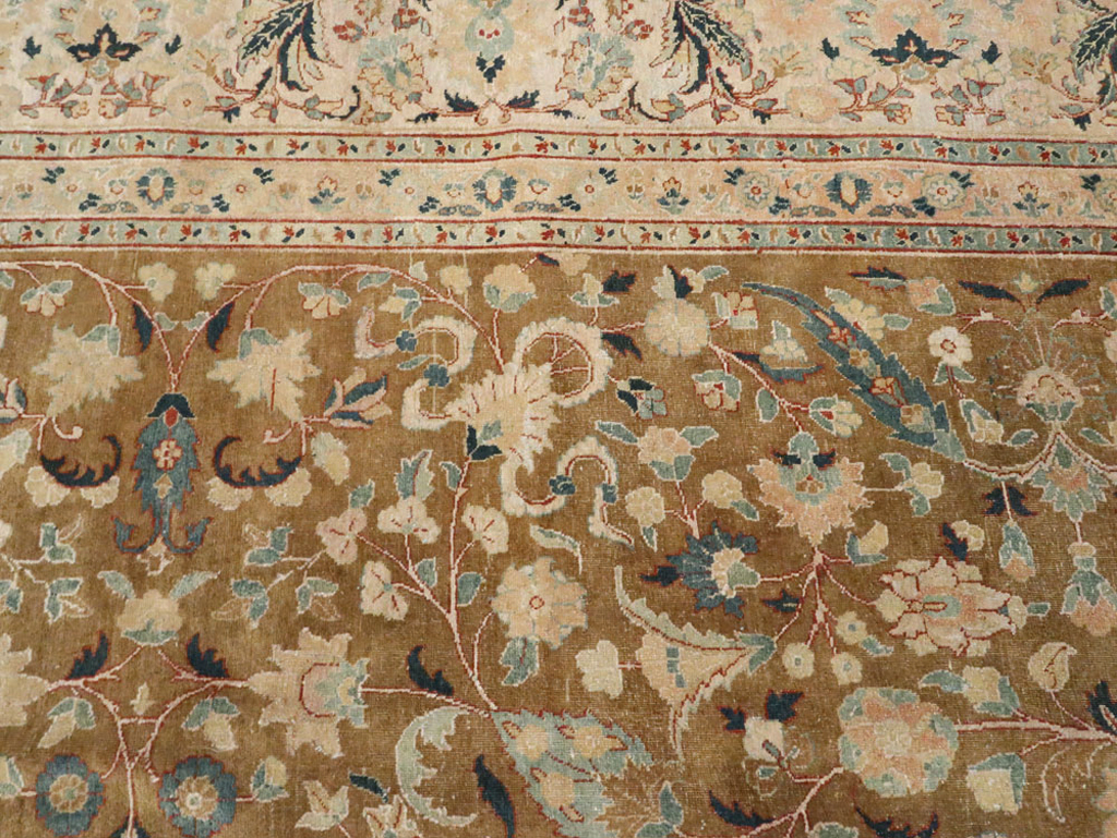 Antique Persian Tabriz Carpet, No.14630 - Galerie Shabab