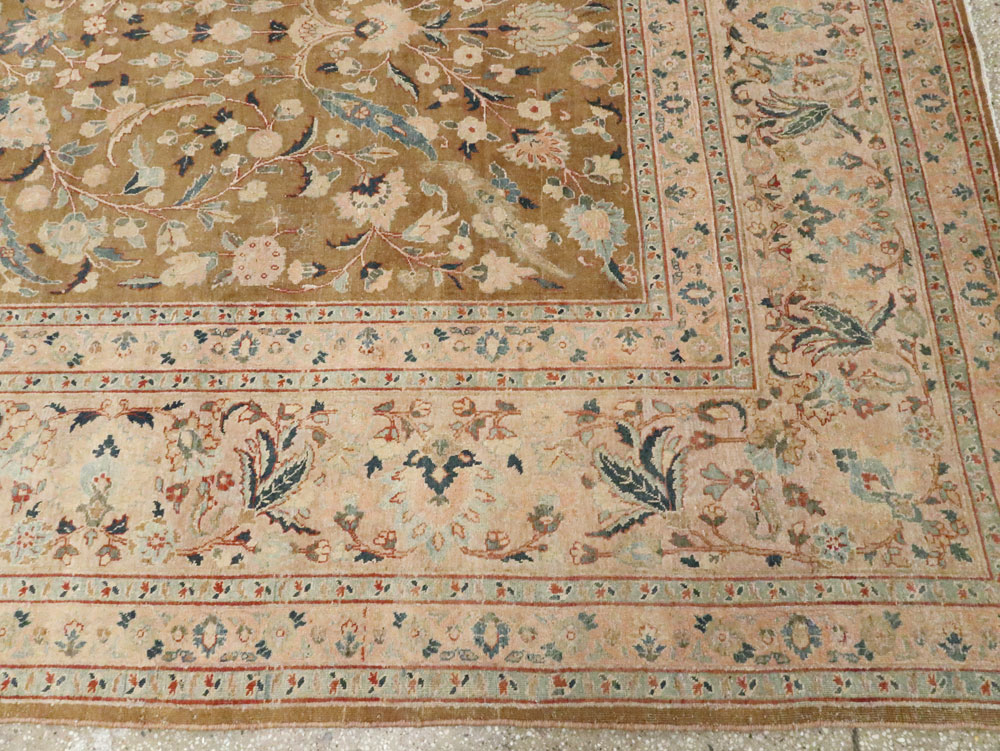 Antique Persian Tabriz Carpet, No.14630 - Galerie Shabab