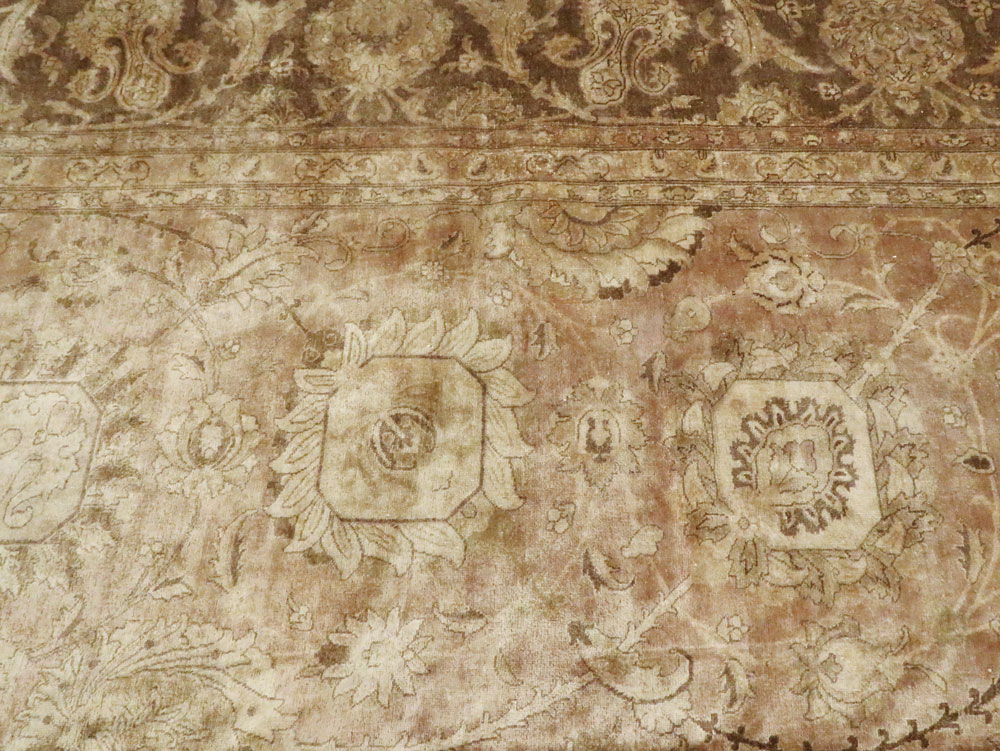 Antique Persian Tabriz Carpet, No.14636 - Galerie Shabab