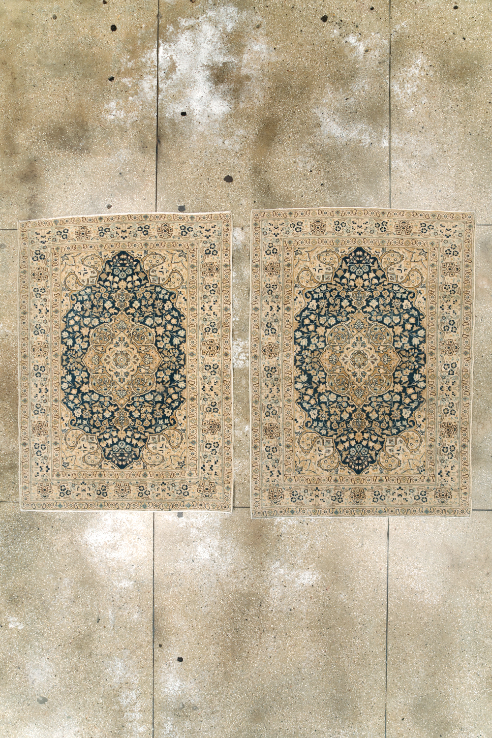 Antique Persian Tabriz Rug (Pair: 1 of 2), No.14637 - Galerie Shabab