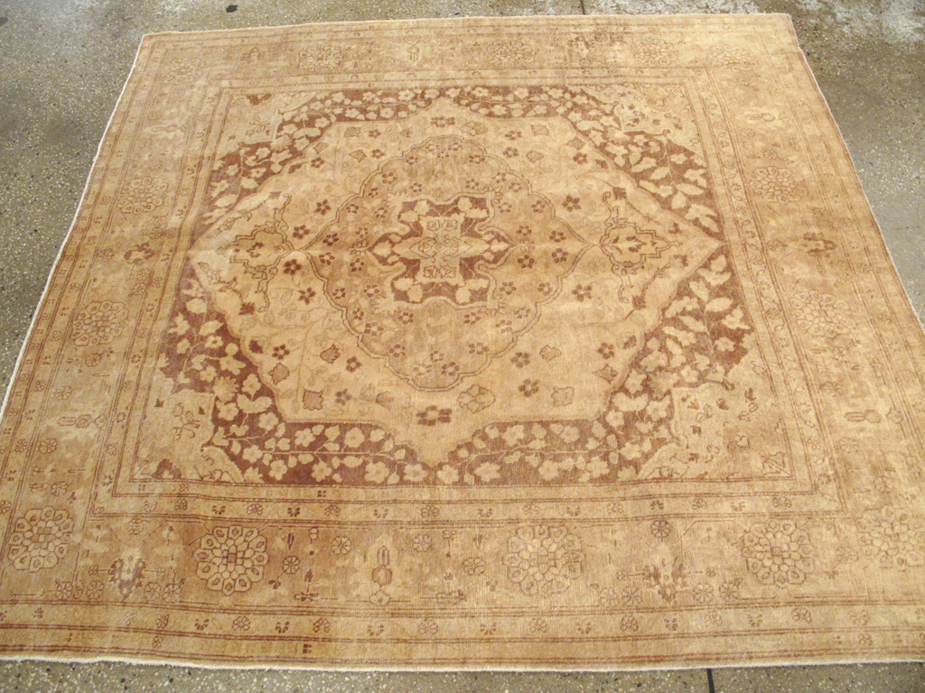 Antique Persian Tabriz Square Carpet, No.14643 - Galerie Shabab